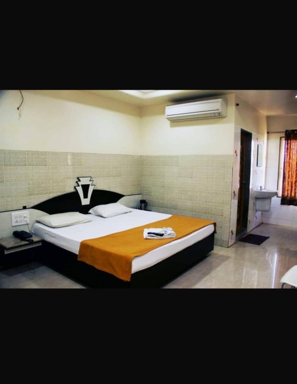 Hotel Apple Sai Residency Shirdi Exterior foto