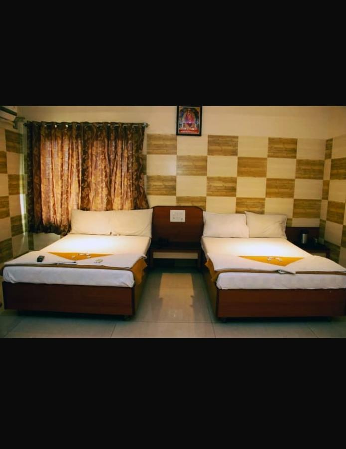 Hotel Apple Sai Residency Shirdi Exterior foto